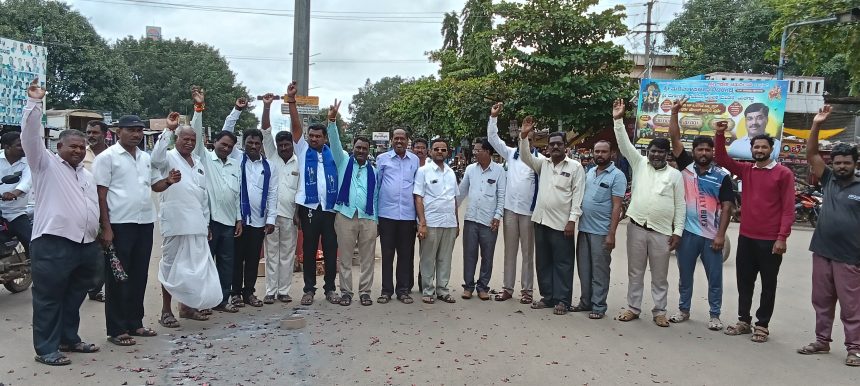ಒಳ ಮೀಸಲಾತಿ ಘೋಷಣೆ: ವಿಜಯೋತ್ಸವ