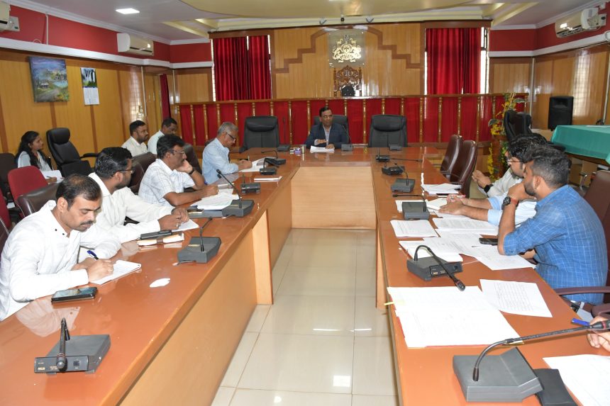 ಎಮ್‌ಪಿ, ಎಮ್‌ಎಲ್‌ಸಿ ಪ್ರದೇಶಾಭಿವೃದ್ಧಿಗಳ ಅನುದಾನದ ಕಾಮಗಾರಿಗಳ ಪ್ರಗತಿ ಪರಿಶೀಲನಾ ಸಭೆ