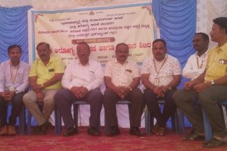 ಸಮಾಜದಲ್ಲಿ ಪ್ರೇರಣೆಯಾಗಿ ಬದುಕಬೇಕು: ಸಿ.ಆರ್. ಮುಂಡರಗಿ