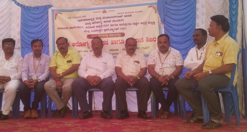 ಸಮಾಜದಲ್ಲಿ ಪ್ರೇರಣೆಯಾಗಿ ಬದುಕಬೇಕು: ಸಿ.ಆರ್. ಮುಂಡರಗಿ