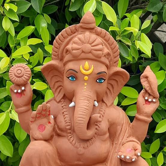 ವಿಶೇಷ ಲೇಖನ: “ಪರಿಸರ ಸ್ನೇಹಿ ಗಣೇಶನನ್ನು ಪ್ರತಿಷ್ಠಾಪಿಸಿ” ಆರಾಧಿಸೋಣ
