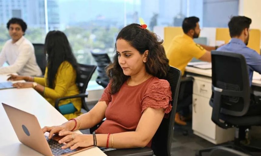 ಜುಲೈನಲ್ಲಿ 21 ಲಕ್ಷ ಹೊಸ ಇಪಿಎಫ್ ಸದಸ್ಯರ ಸೇರ್ಪಡೆ ಜುಲೈನಲ್ಲಿ 21 ಲಕ್ಷ ಹೊಸ ಇಪಿಎಫ್ ಸದಸ್ಯರ ಸೇರ್ಪಡೆ