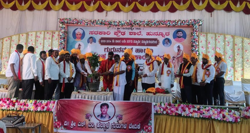 ವಿದ್ಯಾರ್ಥಿಗಳ ಸಾಧನೆಯೇ ಗುರುಗಳನ್ನು ಸಂತೋಷ ಪಡಿಸುವ ಸಂಗತಿ:ಆನಂದ ದೇವರು