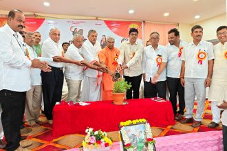 ನಿರಾಣಿ ಫೌಂಡೇಷನ್‌ನಿಂದ ಶೈಕ್ಷಣಿಕ ದತ್ತು ಯೋಜನೆ: ಸಂಗಮೇಶ ನಿರಾಣಿ