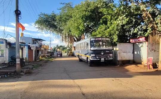 ಪ್ರೇಮ ಪ್ರಕರಣ: ಎರಡು ಕುಟುಂಬದ ನಡುವೆ ಗಲಾಟೆ -೨೦ ಜನರ ಬಂಧನ
