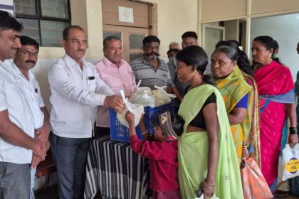 ವಿಶಿಷ್ಟವಾಗಿ ಹುಟ್ಟುಹಬ್ಬ ಆಚರಿಸಿಕೊಂಡ ಮಾಜಿ ಶಾಸಕ ಮಹಾಂತೇಶ ದೊಡ್ಡಗೌಡರ