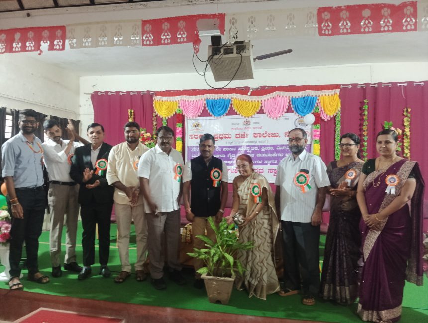 ಸಾಧಕರ ಸಾಧನೆ ಅನುಕರಣೆ ಮಾಡಿ, ಎಲ್ಲ ವಿಭಾಗದಲ್ಲೂ ಪಾಲ್ಗೊಳ್ಳಿ, ಶ್ರದ್ದೆಯಿಂದ ಮುಂದೆ ಬನ್ನಿ: ಡಾ. ಶ್ಯಾಮಲಾಬಾಯಿ ದಾಸೋಗ 