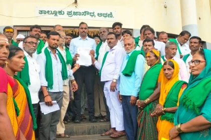 ಕೃಷ್ಣಾನದಿ ಹಿನ್ನೀರಿನ ಗ್ರಾಮಗಳ ಶಾಶ್ವತವಾಗಿ ಸ್ಥಳಾಂತರಿಸಿ: ಮಹಾದೇವ ಮಡಿವಾಳ