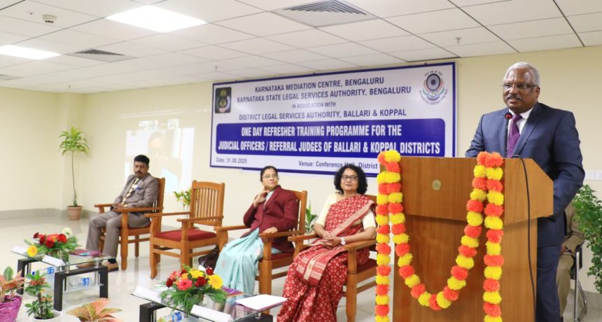 ಕ್ಷಿದಾರರಿಗೆ, ವ್ಯಾಜ್ಯಗಳಿಗೆ ‘ಮಧ್ಯಸ್ಥಿಕೆ’ ಸಂಜೀವಿನಿ: ನ್ಯಾಯಮೂರ್ತಿ ಆರ್.ನಟರಾಜ್ ಕ್ಷಿದಾರರಿಗೆ, ವ್ಯಾಜ್ಯಗಳಿಗೆ ‘ಮಧ್ಯಸ್ಥಿಕೆ’ ಸಂಜೀವಿನಿ: ನ್ಯಾಯಮೂರ್ತಿ ಆರ್.ನಟರಾಜ್