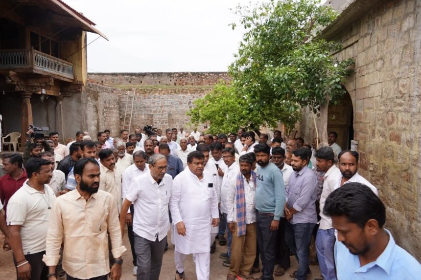 ಶ್ರೀ ಸಿರಸಂಗಿ ಲಿಂಗರಾಜರ ವ್ಯಕ್ತಿತ್ವ ದೇಶಕ್ಕೇ ಮಾದರಿ : ಎಂ.ಬಿ.ಪಾಟೀಲ್