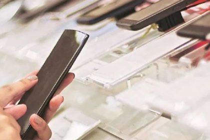 ಆಗಸ್ಟ್ ತಿಂಗಳಲ್ಲಿ ಭಾರತದಿಂದ 1.53 ಬಿಲಿಯನ್ ಡಾಲರ್ ಮೊತ್ತದಷ್ಟು ಸ್ಮಾರ್ಟ್​ಫೋನ್ ರಫ್ತು: ICEA ಪ್ರಕಟಣೆ