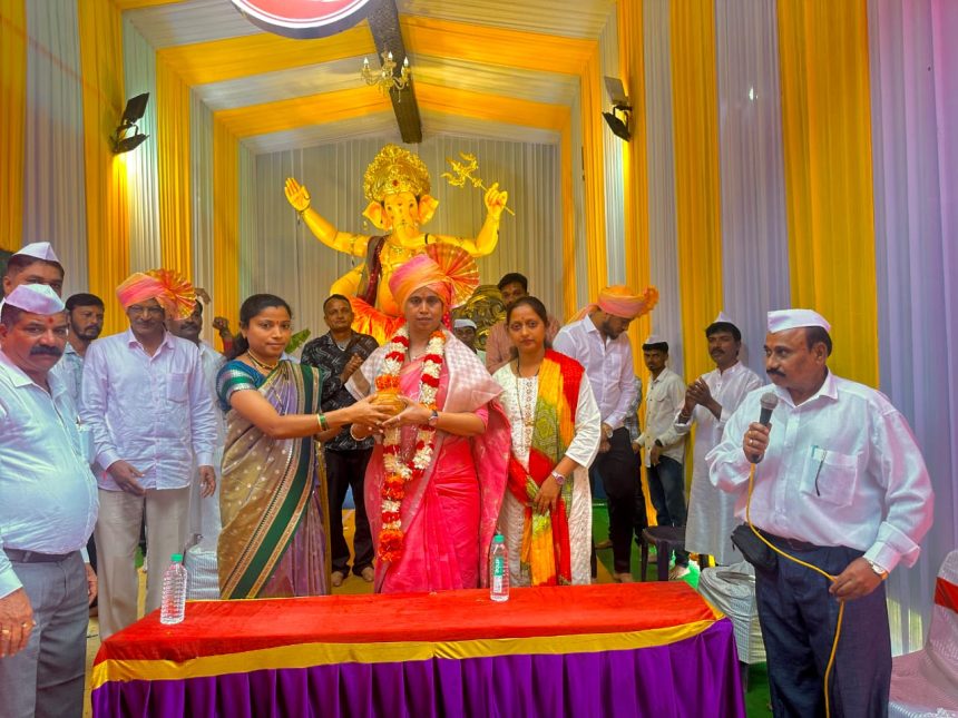 ಹೆಬ್ಬಾಳಕರ್ ಉಚಗಾಂವ ಗ್ರಾಮದ ಗಣಪತಿ ಪೂಜೆಯಲ್ಲಿ