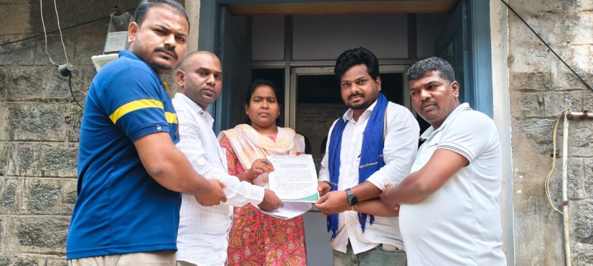 ಸಮಾಜ ಕಲ್ಯಾಣ ಇಲಾಖೆಯ ಉಪನಿರ್ದೇಶಕ ಚಿದಾನಂದಪ್ಪ ಮೇಲೆ ಕ್ರಮ ಜರುಗಿಸಲು ಮನವಿ