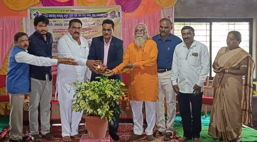 ನಿಮ್ಮಲ್ಲಿರುವ ಇಚ್ಚಾಶಕ್ತಿಯೇ  ನಿಮಗೆ ನಿಜವಾದ ಗುರು: ದೊಡ್ಡನಗೌಡ ಪಾಟೀಲ