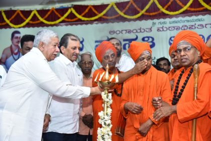 ಲಿಂಗಾಯತರು ಧರ್ಮವಿರೋಧಿಗಳಲ್ಲ : ಡಾ. ಚೆನ್ನಬಸವ  ಹಿರೇಮಠ