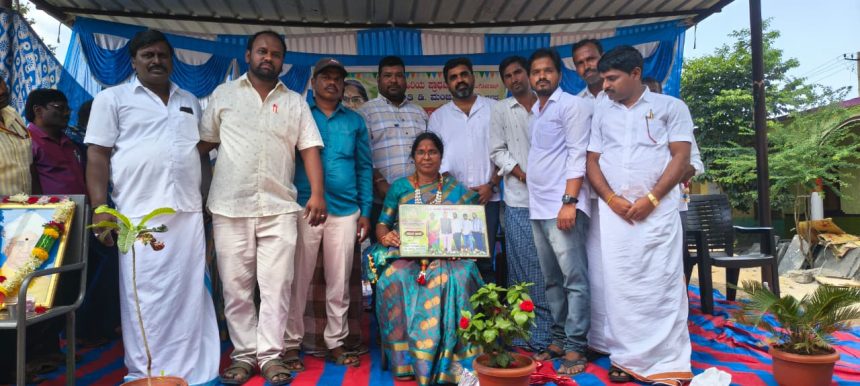 ವಯೋನಿವೃತ್ತಿ ಹೊಂದಿದ ಶಿಕ್ಷಕಿ ಮಂಜುಳಾ ದೇವಿ.ಡಿ