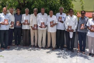 ನಂಜನಗೂಡು ಹೌಸಿಂಗ  ಬೋರ್ಡ್ ಕಾಲೋನಿಯಲ್ಲಿ ಮಹಾನ್ ದಾರ್ಶನಿಕ ಬಸವಣ್ಣ ಗ್ರಂಥ ಲೋಕಾರ್ಪಣೆ