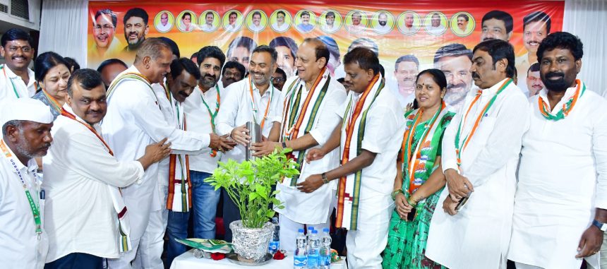 ಪಕ್ಷ ಸಂಘಟನೆಗೆ ಪ್ರತಿಯೊಬ್ಬರು ಶ್ರಮಿಸಿ: ಮಾಜಿ ಸಚಿವ ವಿನಯ್ ಕುಮಾರ್ ಸೊರಕೆ ಹೇಳಿಕೆ