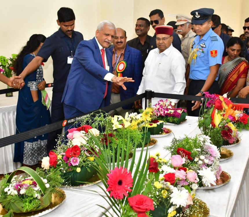 ಧಾರವಾಡದಲ್ಲಿ ಕೃಷಿ ಮೇಳವನ್ನು ಉದ್ಘಾಟಿಸಿದ ರಾಜ್ಯಪಾಲರು