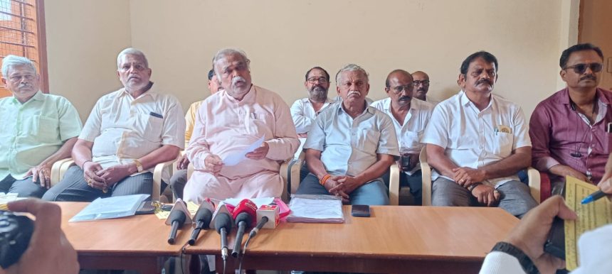 ಜಾತಿ ಜನಗಣತಿಯಲ್ಲಿ ವೀರಶೈವ ಲಿಂಗಾಯತ, ಜಂಗಮ ಎಂದು ಬರೆಸಿ : ಕೆ. ಎಂ ಮಹೇಶ್ವರ ಸ್ವಾಮಿ ಕರೆ 