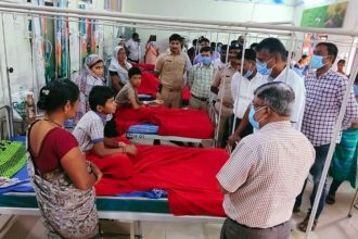 ಮಕ್ಕಳ ಆರೋಗ್ಯ ವಿಚಾರಿಸಿದ ಸಚಿವ ಸತೀಶ್‌ ಜಾರಕಿಹೊಳಿ