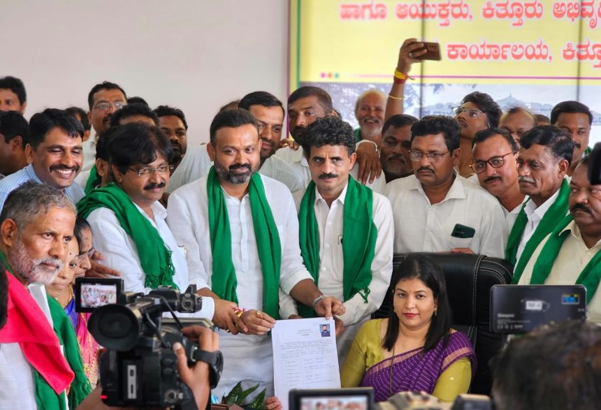 ಮಲಪ್ರಭಾ ಶುಗರ ಚುನಾವಣೆ: ವಿಧಾನ ಪರಿಷತ್ ಸದಸ್ಯ ಚನ್ನರಾಜ ಹಟ್ಟಿಹೊಳಿ ನಾಮಪತ್ರ ಸಲ್ಲಿಕೆ
