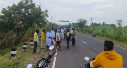 ಪಂಢರಾಪುರ ಪಾದಯಾತ್ರೆ ಹೊರಟಿದ್ದ ಭಕ್ತರ ಮೇಲೆ ಹರಿದ ಕಾರು : ಆರು ಭಕ್ತರಿಗೆ ಗಾಯ