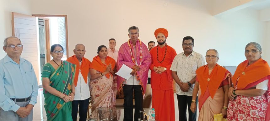 ಸಚಿವ ಸತೀಶ್ ಜಾರಕಿಹೊಳಿ ರಾಜ್ಯದ ಸಿಎಂ ಆಗಲೆಂದು ಹಾರೈಸಿದ ಬಸವ ಪ್ರಕಾಶ ಸ್ವಾಮೀಜಿ ಸಚಿವ ಸತೀಶ್ ಜಾರಕಿಹೊಳಿ ರಾಜ್ಯದ ಸಿಎಂ ಆಗಲೆಂದು ಹಾರೈಸಿದ ಬಸವ ಪ್ರಕಾಶ ಸ್ವಾಮೀಜಿ