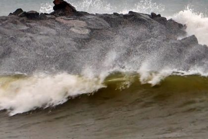 ಆಂಧ್ರದಲ್ಲಿ ಮೊಂಥಾ ಅಬ್ಬರಕ್ಕೆ ಭೂ ಕುಸಿತ: 1.76 ಲಕ್ಷ ಹೆಕ್ಟೇರ್ ಬೆಳೆ ನಾಶ