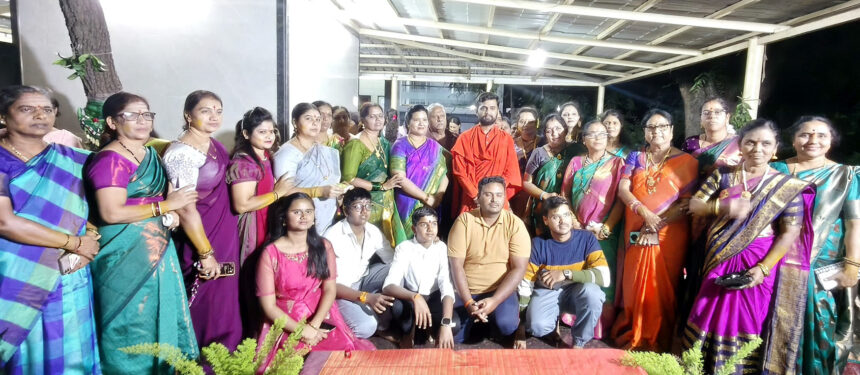 ಆಧ್ಯಾತ್ಮದಲ್ಲಿ ಭಾರತ ಜಗತ್ತಿಗೆ ವಿಶ್ವಗುರು: ಆನಂದದೇವರು ಆಧ್ಯಾತ್ಮದಲ್ಲಿ ಭಾರತ ಜಗತ್ತಿಗೆ ವಿಶ್ವಗುರು: ಆನಂದದೇವರು