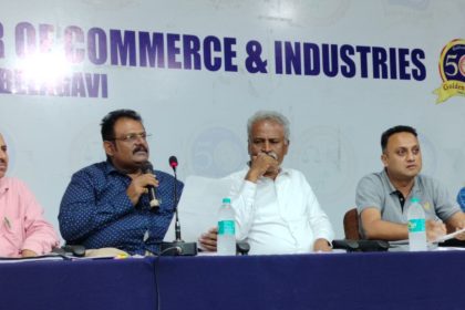 ಹೆಸ್ಕಾಂಗೆ ಉದ್ಯಮಿಗಳಿಂದ ದೂರುಗಳ ಸುರಿಮಳೆ: ಸಕಾರಾತ್ಮಕವಾಗಿ ಸ್ಪಂದಿಸಿದ ಅಧಿಕಾರಿಗಳು