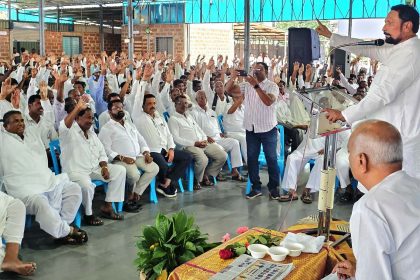 ಅಥಣಿ ಕೃಷ್ಣಾ ಸಹಕಾರಿ ಸಕ್ಕರೆ ಕಾರಖಾನೆ ಆಡಳಿತ ಮಂಡಳಿ ಚುನಾವಣೆಯಲ್ಲಿ ಮತ್ತೆ ನಮ್ಮ ಸಹಕಾರಿ ಪೇನಲ್ ಅಧಿಕಾರಕ್ಕೆ ಬರುತ್ತದೆ : ಶಾಸಕ ಲಕ್ಷ್ಮಣ ಸವದಿ ಅಭಿಮತ