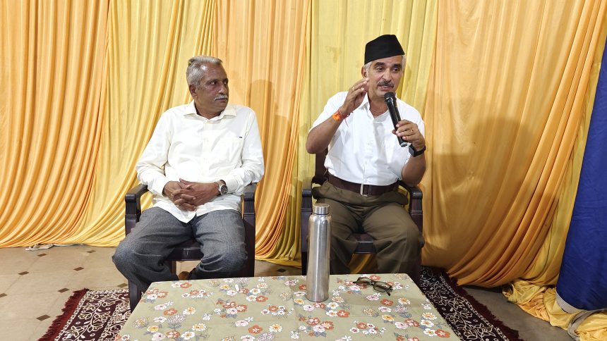 ಏಕತೆಯೇ ನಮ್ಮ ರಾಷ್ಟ್ರದ ಅತಿ ದೊಡ್ಡ ಶಕ್ತಿ : ನರಸಿಂಹ ಕುಲಕರ್ಣಿ ಏಕತೆಯೇ ನಮ್ಮ ರಾಷ್ಟ್ರದ ಅತಿ ದೊಡ್ಡ ಶಕ್ತಿ : ನರಸಿಂಹ ಕುಲಕರ್ಣಿ