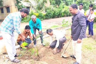 ತಾಯಿ ಹೆಸರಲ್ಲಿ ಒಂದು ಗಿಡ ಅಭಿಯಾನ : ಇಂಡಿ ತಾಲೂಕು ಪ್ರಥಮ