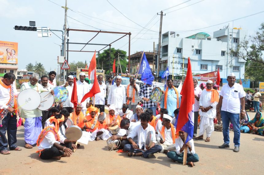 ಅವೈಜ್ಞಾನಿಕ ಒಳಮೀಸಲಾತಿ ವರ್ಗೀಕರಣ; 7ನೇ ದಿನದತ್ತ ಅಹೋರಾತ್ರಿ ಧರಣಿ