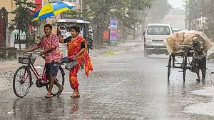 ಕರ್ನಾಟದಲ್ಲಿ ಇಂದು ಭಾರಿ ಮಳೆ ಸಾಧ್ಯತೆ:  4 ಜಿಲ್ಲೆಗಳಿಗೆ ಯೆಲ್ಲೋ ಅಲರ್ಟ್​