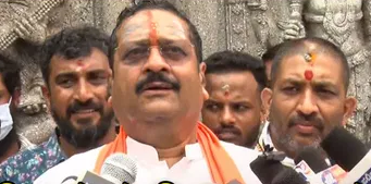 ಯಾವುದೇ ಪಕ್ಷಕ್ಕೆ ಸೇರುವುದಿಲ್ಲ: ಶಿವಸೇನೆಯ ಶಿಂಧೆ ಬಣದ ಆಫರ್‌ ಬಗ್ಗೆ ಯತ್ನಾಳ್‌ ಸ್ಪಷ್ಟನೆ