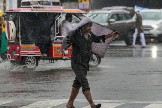 ಬೆಂಗಳೂರಿನಲ್ಲಿ ಮೋಡಕವಿದ ವಾತಾವರಣ: ಯೆಲ್ಲೋ ಅಲರ್ಟ್​ ಘೋಷಣೆ