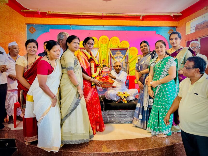 ಮಹಿಳೆಯರು ನಮ್ಮ ಸಂಸ್ಕೃತಿಯ ರಾಯಬಾರಿಗಳು: ಸಚಿವೆ ಲಕ್ಷ್ಮೀ ಹೆಬ್ಬಾಳಕರ್ ಮಹಿಳೆಯರು ನಮ್ಮ ಸಂಸ್ಕೃತಿಯ ರಾಯಬಾರಿಗಳು: ಸಚಿವೆ ಲಕ್ಷ್ಮೀ ಹೆಬ್ಬಾಳಕರ್