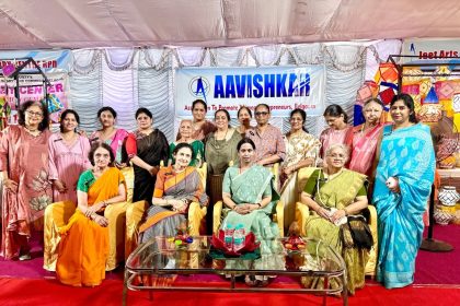 ಆವಿಷ್ಕಾರ ಉತ್ಸವ: ನೋಡಿ, ಖರೀದಿಸಿ ಎಂಜಾಯ್ ಮಾಡಿದ ಸಚಿವೆ ಲಕ್ಷ್ಮೀ ಹೆಬ್ಬಾಳಕರ್