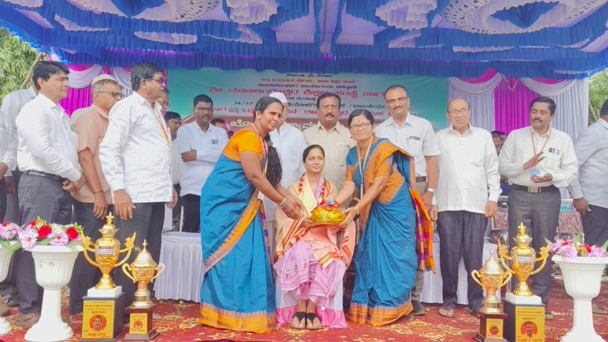 ಗ್ರಾಮೀಣ ಭಾಗದ ಕ್ರೀಡಾಪಟುಗಳು ಅಂತರಾಷ್ಟ್ರೀಯ ಮಟ್ಟದಲ್ಲಿ ಬೆಳೆಯಲಿ : ಸಂಸದೆ ಪ್ರಿಯಾಂಕಾ ಜಾರಕಿಹೊಳಿ 