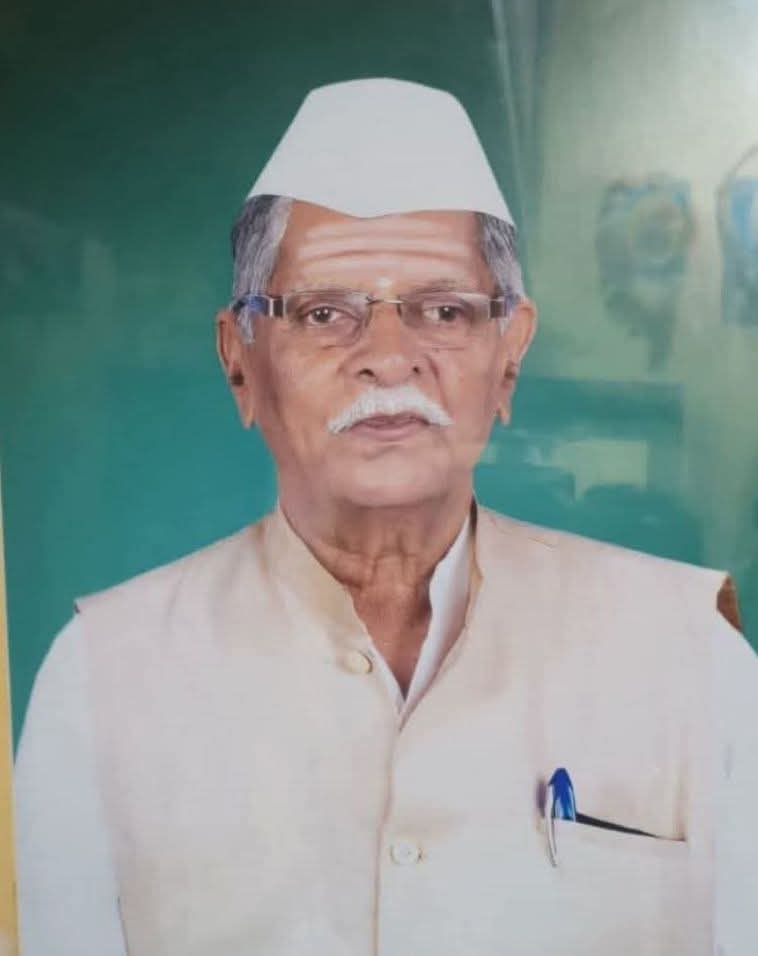 ಅಕ್ಷರ ದಾಸೋಹಿ, ಪ್ರಧಾನ ಗುರುಗಳಾದ ಗುರುಪುತ್ರಪ್ಪ ತುರಮರಿ ಶಿವಾಧೀನ