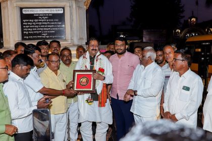 ಬಸನಗೌಡ ಯತ್ನಾಳ ಪಾಟೀಲ ಅವರಿಗೆ ಸನ್ಮಾನ