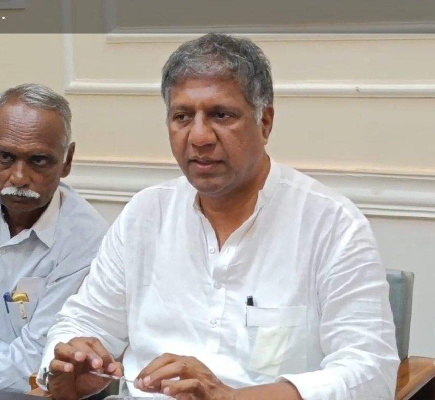 ರಾಜ್ಯದಲ್ಲಿ ಭ್ರಷ್ಟಾಚಾರ ಮಿತಿ ಮೀರಿದೆ. ಅಭಿವೃದ್ಧಿ ಆಗ್ತಿಲ್ಲ , ಅರವಿಂದ ಬೆಲ್ಲದ
