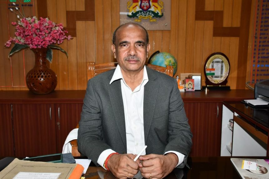 ಬೆಂಬಲ ಬೆಲೆ ಯೋಜನೆಯಡಿ ಎಫ್‌ಎಕ್ಯೂ ಗುಣಮಟ್ಟದ ಶೇಂಗಾ ಹುಟ್ಟುವಳಿ ಖರೀದಿಗೆ ಬೆಂಬಲ ಬೆಲೆ ನಿಗದಿ: ಜಿಲ್ಲಾಧಿಕಾರಿ ಸಿ.ಎನ್.ಶ್ರೀಧರ್