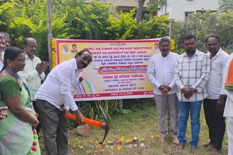 ಜಿಪಂನ ಅನುದಾನದ ವಿವಿಧ ಅಭಿವೃದ್ಧಿ ಕಾಮಗಾರಿಗಳಿಗೆ ಶಾಸಕರಿಂದ ಭೂಮಿ ಪೂಜೆ