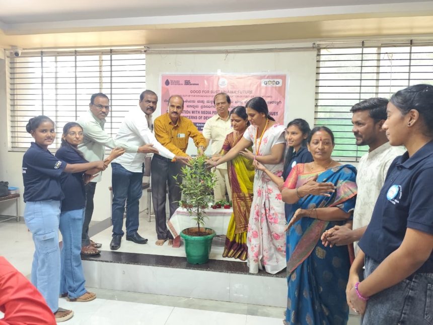 ಶಿಕ್ಷಣದ ಜೊತೆಗೆ ಕೌಶಲ್ಯವು ಅವಶ್ಯಕ – ಬಿಇಓ ಬಸಣ್ಣವರ ಶಿಕ್ಷಣದ ಜೊತೆಗೆ ಕೌಶಲ್ಯವು ಅವಶ್ಯಕ – ಬಿಇಓ ಬಸಣ್ಣವರ