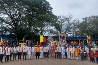 ನೇಸರಗಿಯಲ್ಲಿ ಸಡಗರ, ಸಂಭ್ರಮದ ರಾಜ್ಯೋತ್ಸವ:  ಕನ್ನಡ ನಾಡು, ನುಡಿ ರಕ್ಷಣೆಗೆ ನಾವೆಲ್ಲರೂ ಬದ್ಧರಾಗೋಣ : ನಾನಾಸಾಹೇಬ ಪಾಟೀಲ  ನೇಸರಗಿಯಲ್ಲಿ ಸಡಗರ, ಸಂಭ್ರಮದ ರಾಜ್ಯೋತ್ಸವ:  ಕನ್ನಡ ನಾಡು, ನುಡಿ ರಕ್ಷಣೆಗೆ ನಾವೆಲ್ಲರೂ ಬದ್ಧರಾಗೋಣ : ನಾನಾಸಾಹೇಬ ಪಾಟೀಲ