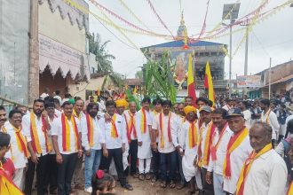 ನೇಸರಗಿಯಲ್ಲಿ ಸಡಗರ, ಸಂಭ್ರಮದ ರಾಜ್ಯೋತ್ಸವ:  ಕನ್ನಡ ನಾಡು, ನುಡಿ ರಕ್ಷಣೆಗೆ ನಾವೆಲ್ಲರೂ ಬದ್ಧರಾಗೋಣ : ನಾನಾಸಾಹೇಬ ಪಾಟೀಲ  ನೇಸರಗಿಯಲ್ಲಿ ಸಡಗರ, ಸಂಭ್ರಮದ ರಾಜ್ಯೋತ್ಸವ:  ಕನ್ನಡ ನಾಡು, ನುಡಿ ರಕ್ಷಣೆಗೆ ನಾವೆಲ್ಲರೂ ಬದ್ಧರಾಗೋಣ : ನಾನಾಸಾಹೇಬ ಪಾಟೀಲ