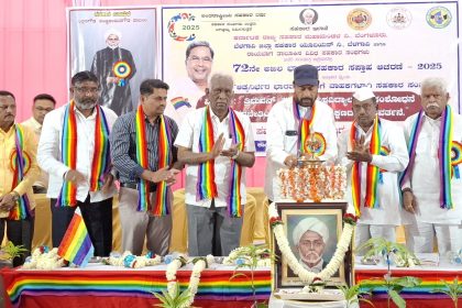 ಸಹಕಾರಿ ಸಂಘಗಳು ಬೆಳೆಯಲು ಎಲ್ಲರೂ ಕೈಜೋಡಿಸಬೇಕು: ವಿವೇಕರಾವ ಪಾಟೀಲ